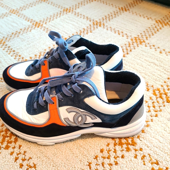 poshmark chanel shoes